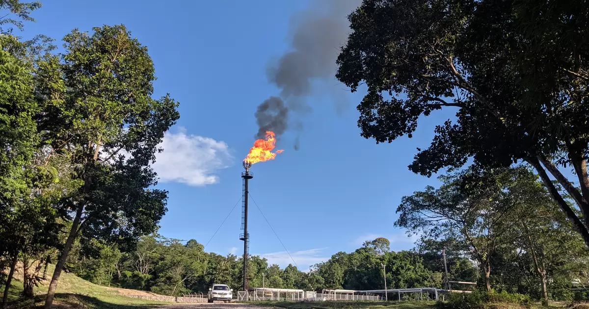 Natural gas is flared at a site in Colombia. Photo: Clearstone Engineering Ltd. 